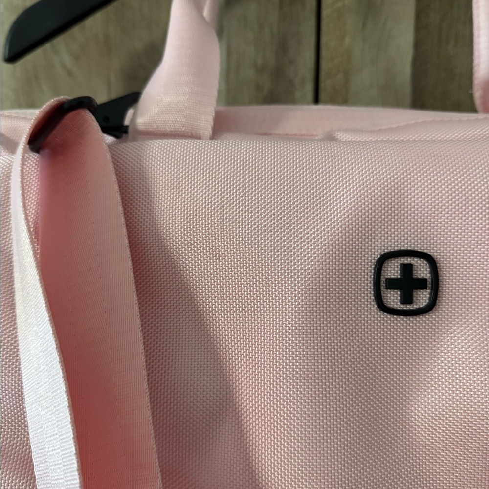 SwissGear Pink Travel Duffel Bag - Picture 4 of 13